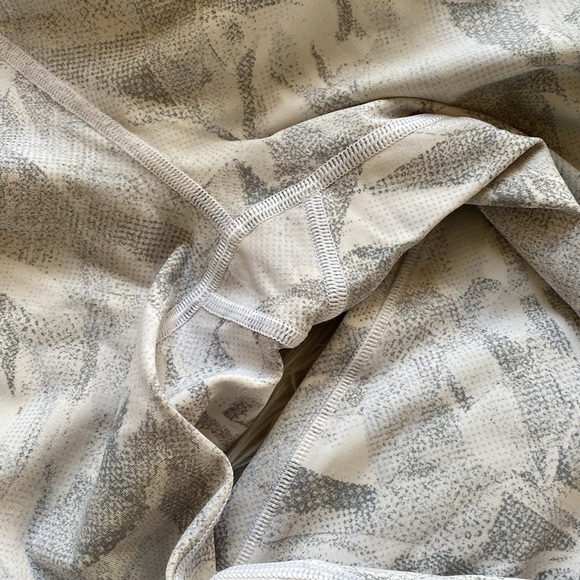 Lululemon Speed Up Tight 6 - Picture 6 of 10